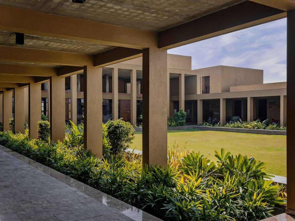 Hotel Mayur Express Sangamner Exterior foto